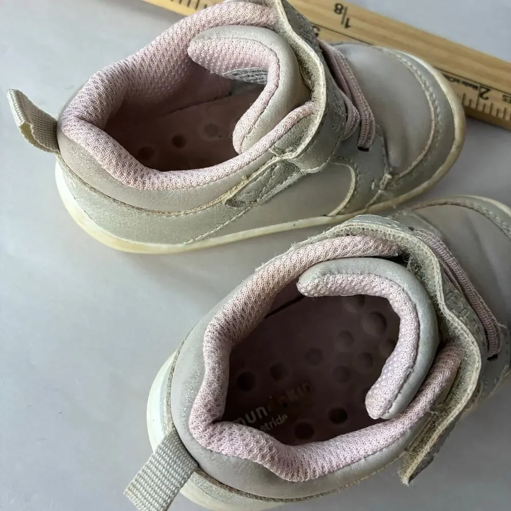 Stride Rite Miller Sneakers Girls 5M Champagne Gold Metallic Toddler Shoes